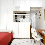 Studio Climatise Pour 1 Ou 2 Personnes Au 109 Avenue Mozart Paris 16
